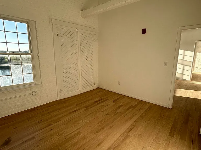155 River St #5A — Photo 8