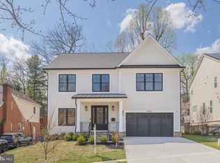 8806 Walnut Hill Rd, Chevy Chase, MD