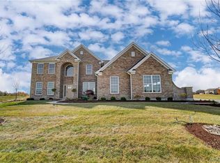 7009 Tamarack Ct, Clayton, OH 45315