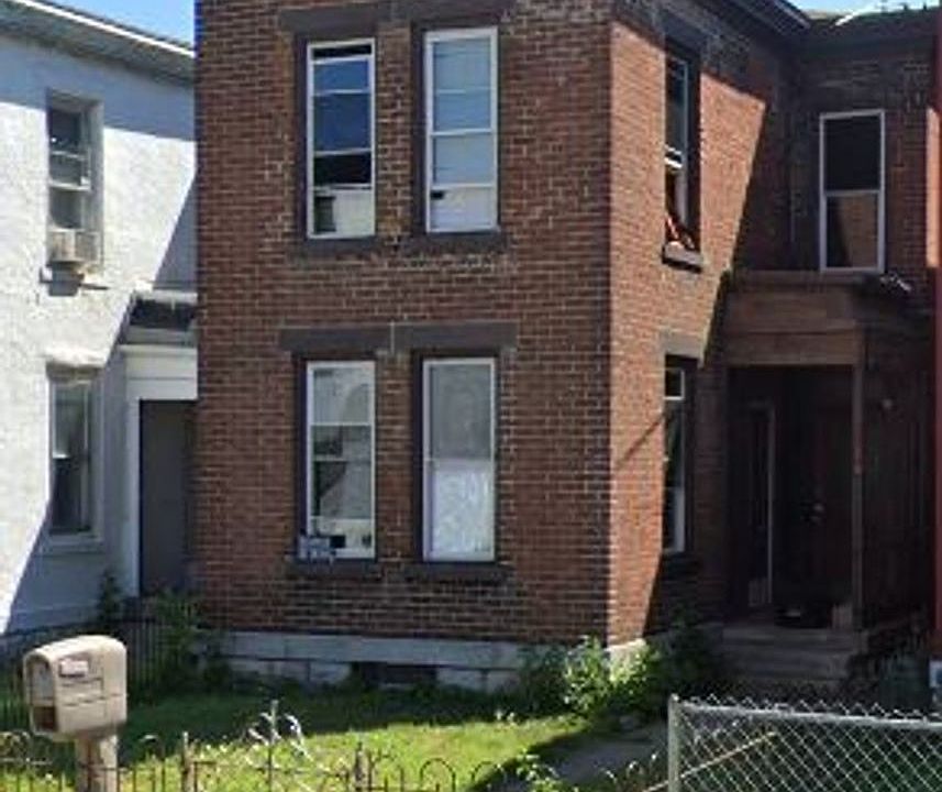 1st image of 154 Kastner Ave