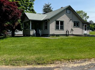 72 Clover St, West Hurley, NY 12491
