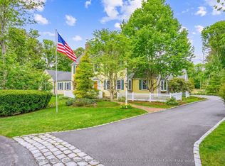 54 Rainbow Dr, Barnstable, MA 02630