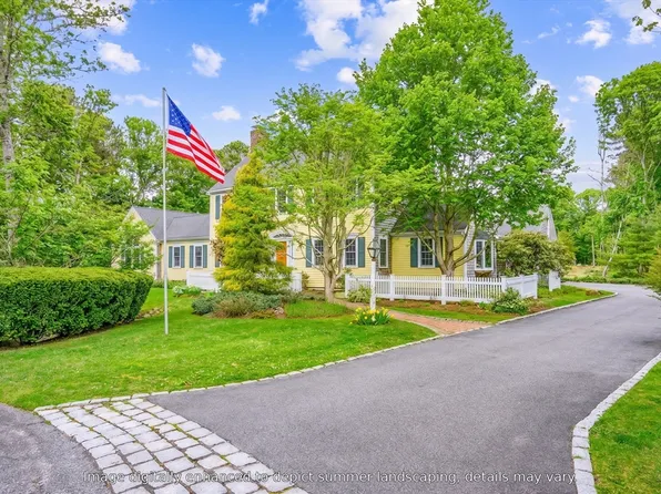 54 Rainbow Dr, Barnstable, MA 02630