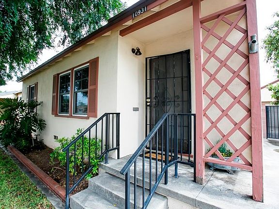 3rd image of 10931 Flory St