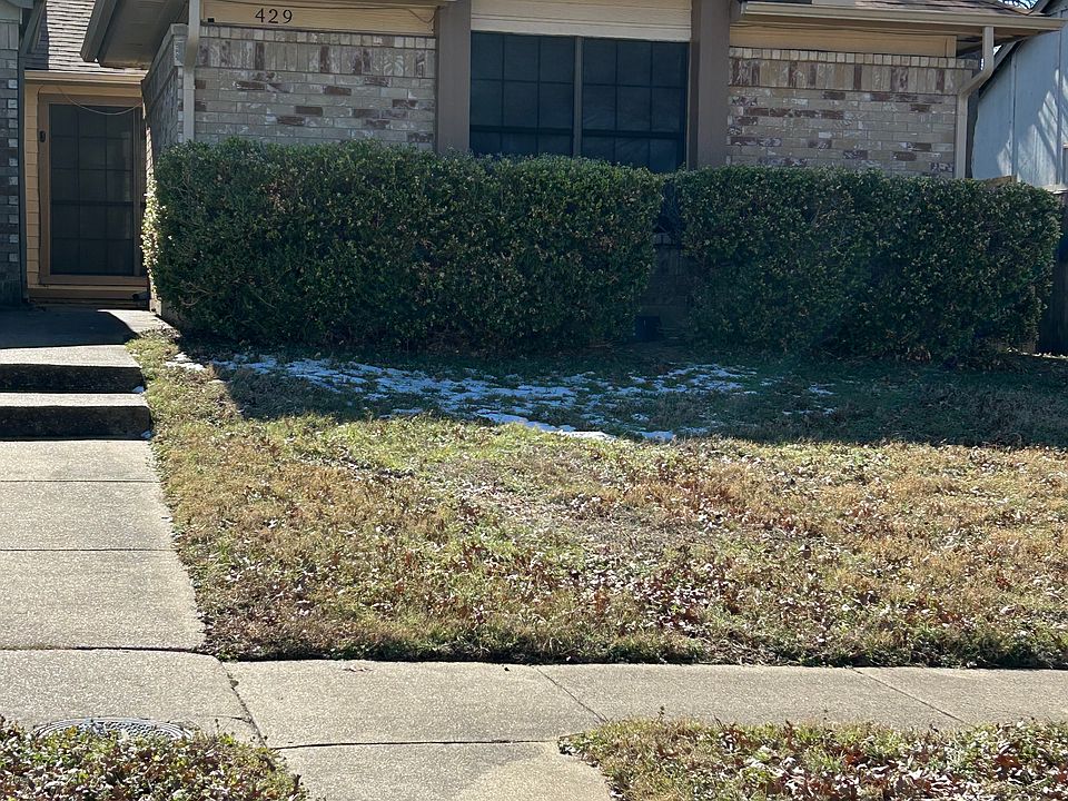 1st image of 429 Dollins St