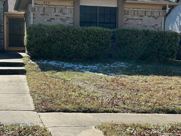 429 Dollins St, Cedar Hill, TX 75104