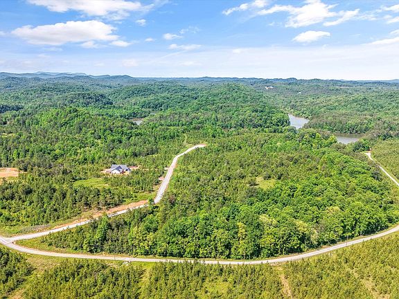5th image of 87 Overlook Dr