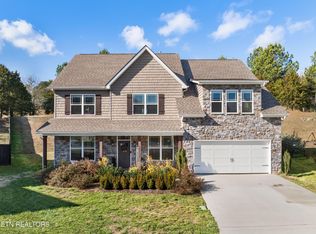12737 Myrtle Ridge Ln, Knoxville, TN 37932
