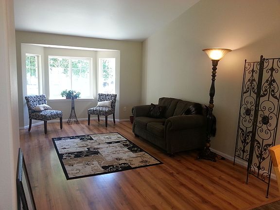 Living Rm