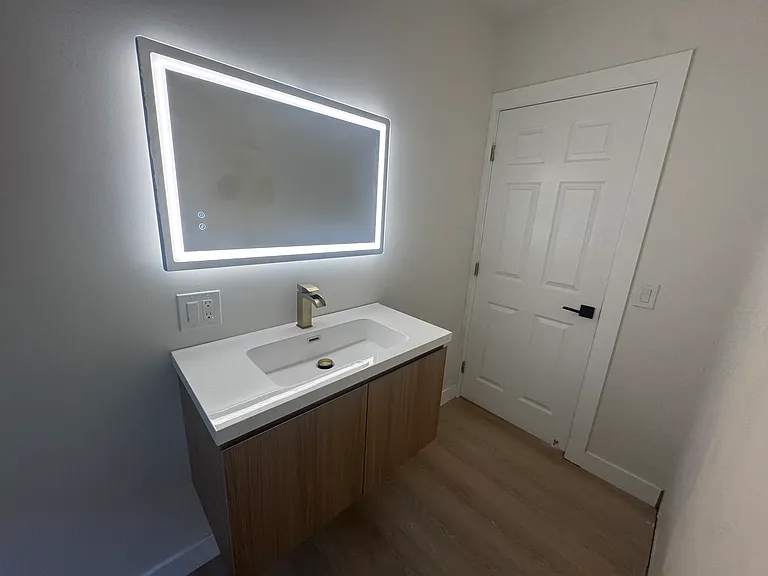 6208 Santa Fe Ave #1 — Photo 9