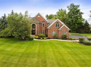 9610 The Maples, Clarence, NY 14031