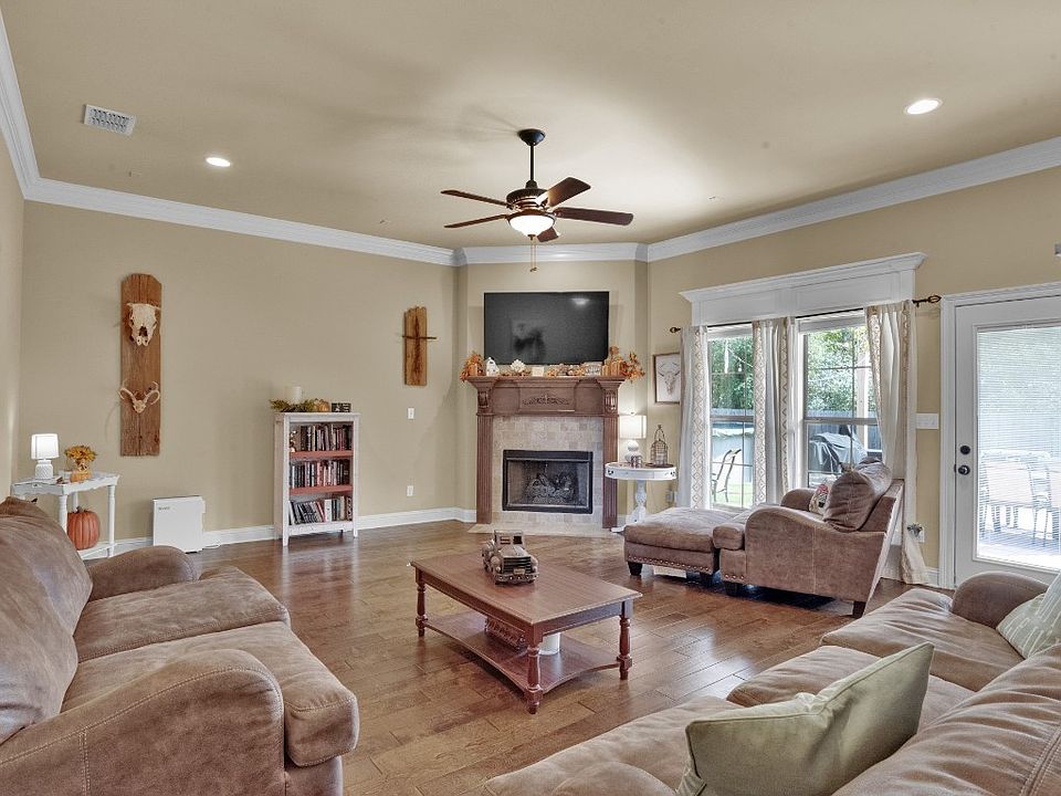 6979 Appleton Oaks Cir, Keithville, LA 71047 | Zillow