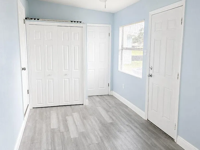 135 Roosevelt Ave #135C — Photo 14