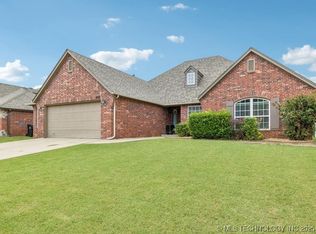 4713 S Poplar Ave, Broken Arrow, OK 74011