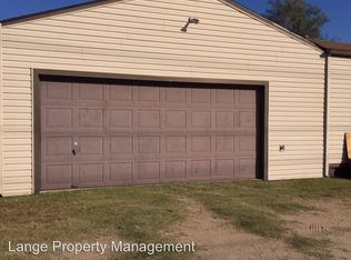 1006 W Macarthur Rd, Wichita, KS 67217