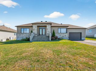 18 Calco Cres, North Stormont, ON K0C1W0