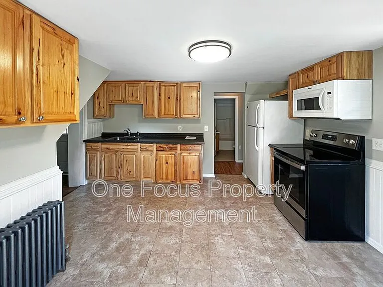 101 N Highland St — Photo 4