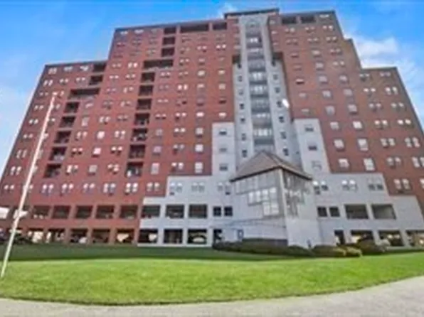 750 Davol St Unit 519, Fall River, MA 02720