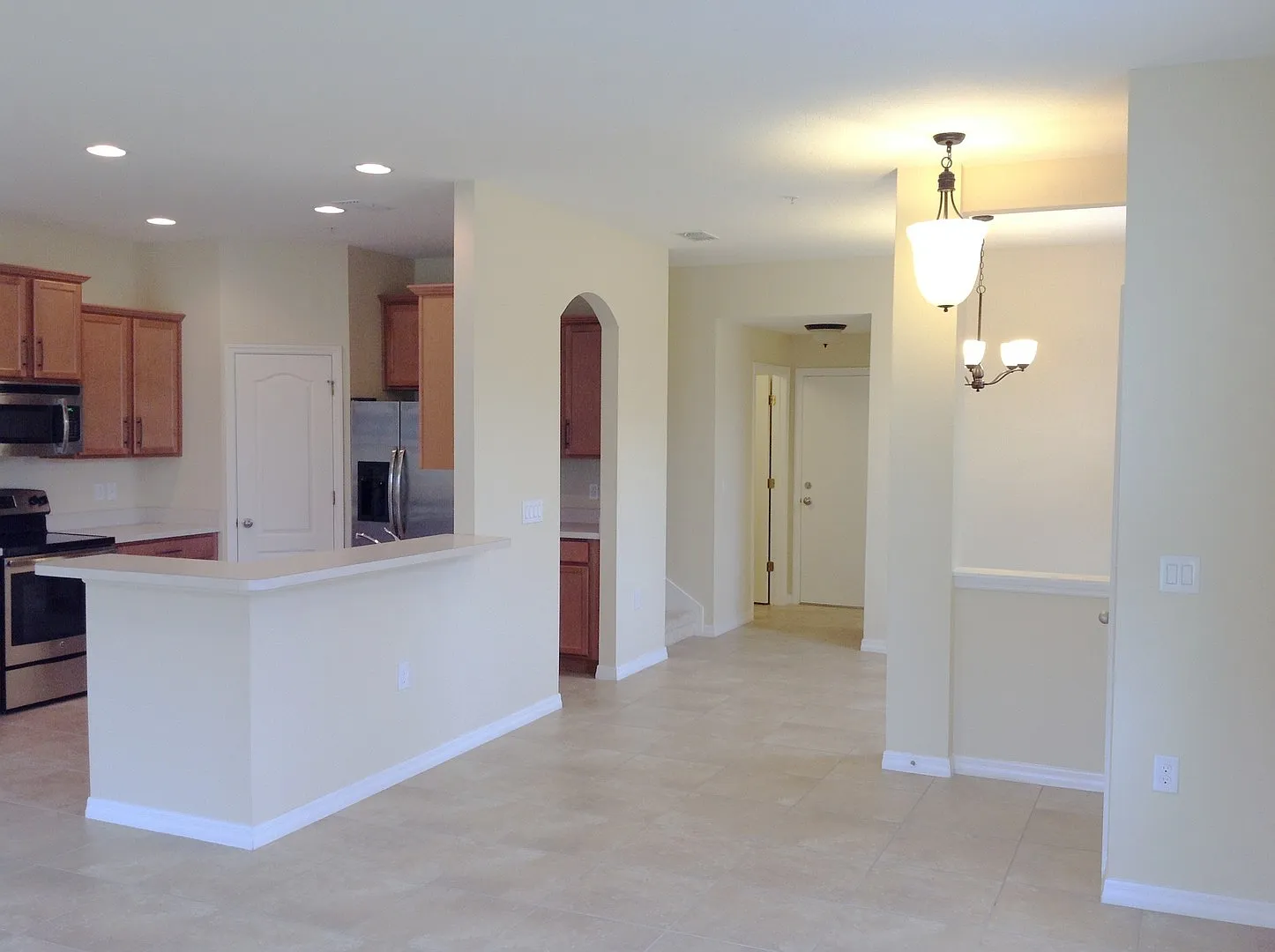 Carter Glen 3 bedrooms, 2.5 bathrooms for Rent — Photo 3