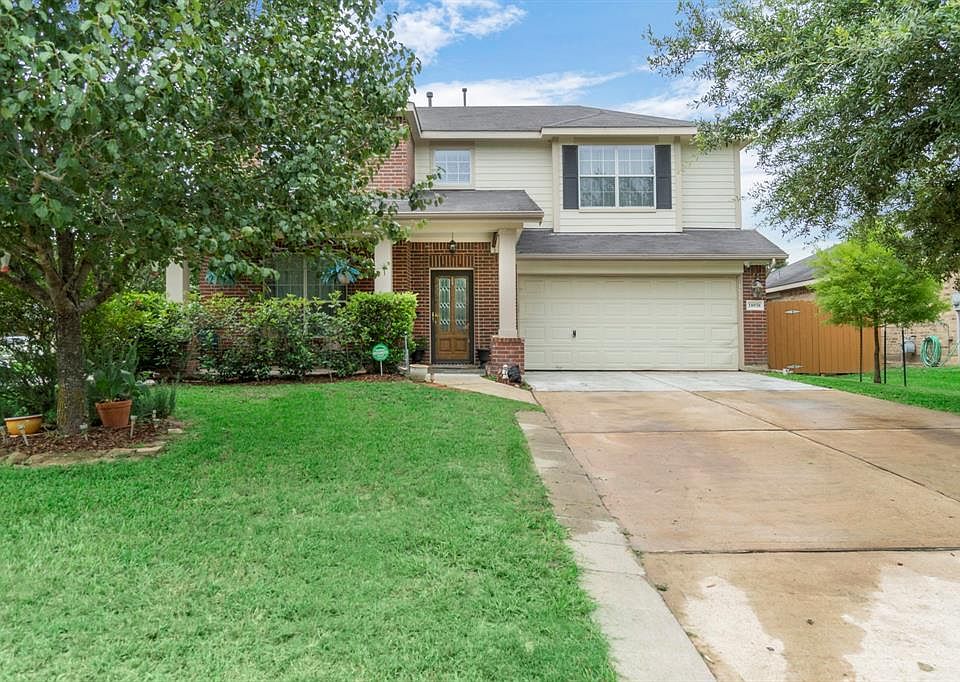 1st image of 18938 Cluster Oaks Dr