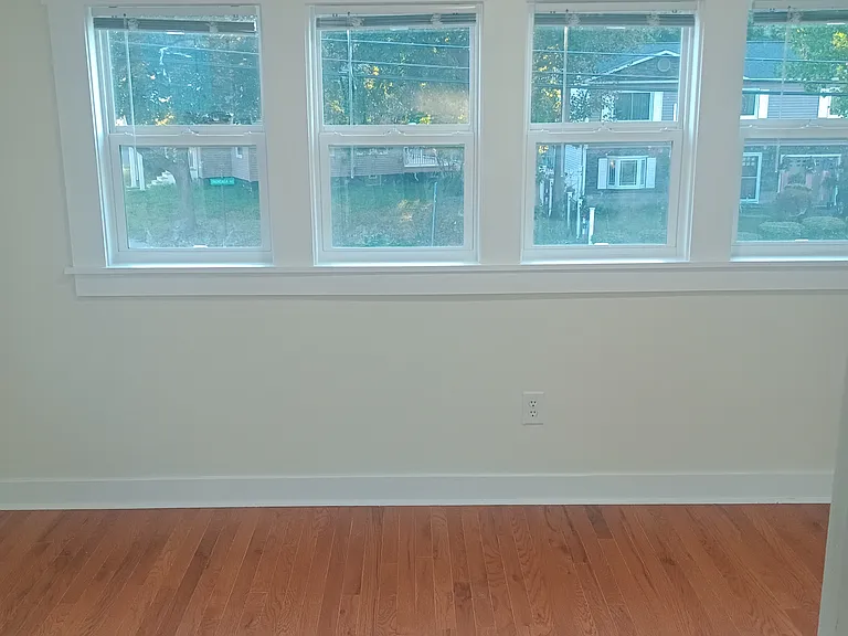 123 Onondaga Ave #2 — Photo 7