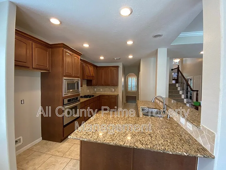 26226 Bright Dawn Ct — Photo 8