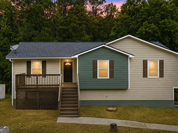 6839 Silver Maple Dr, Rex, GA 30273