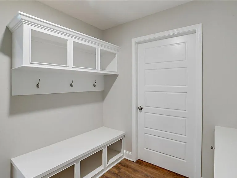 623 Westfield Dr — Photo 14
