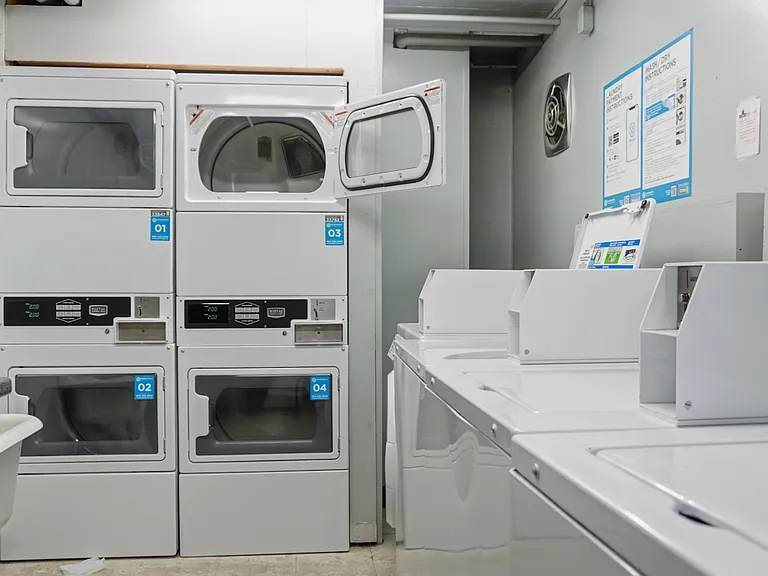 87 W 300 N — Photo 13