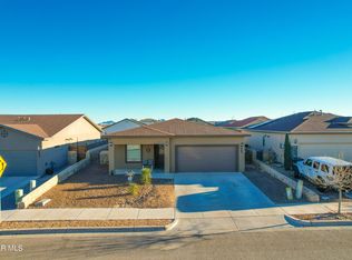 865 Bronze Hill Ave, Santa Teresa, NM 88008