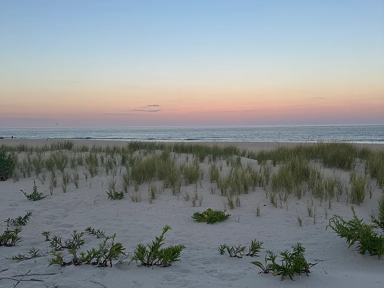 E14th St. Ship Bottom, NJ Beach