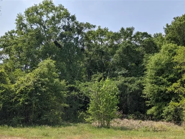 7955 Moffett Rd, Semmes, AL 36575