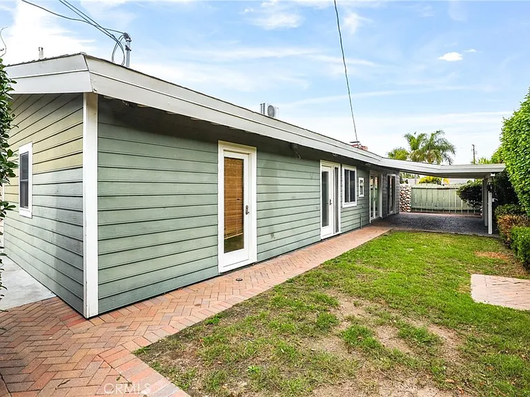 9752 Harle Ave — Photo 12