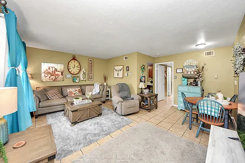3004 Neyland St #7 Photo 1