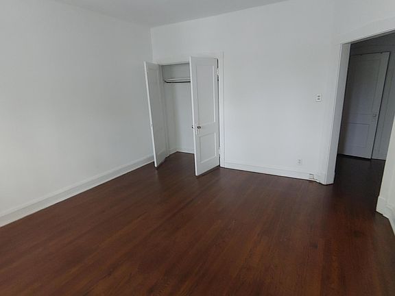 3rd image of 1703 W North Shore Ave APT 2