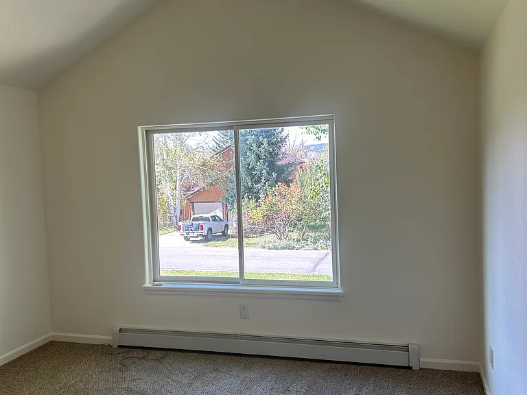 739 Bull Run — Photo 12