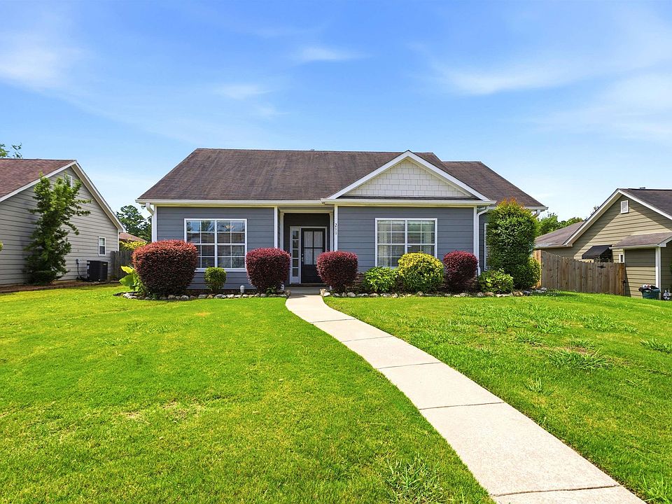 1st image of 211 Saratoga Ln