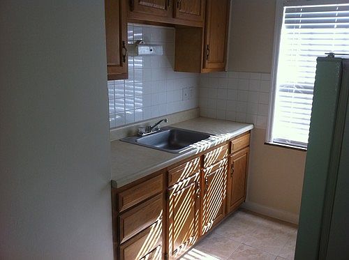 4th image of 533 Corona Ave