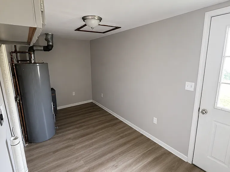 1303 Prospect St — Photo 9