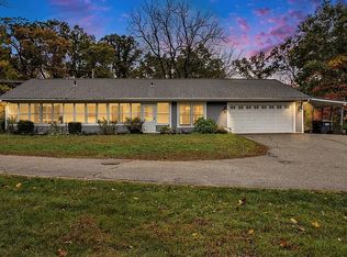 3711 Wolf Dr, Kalamazoo, MI 49009