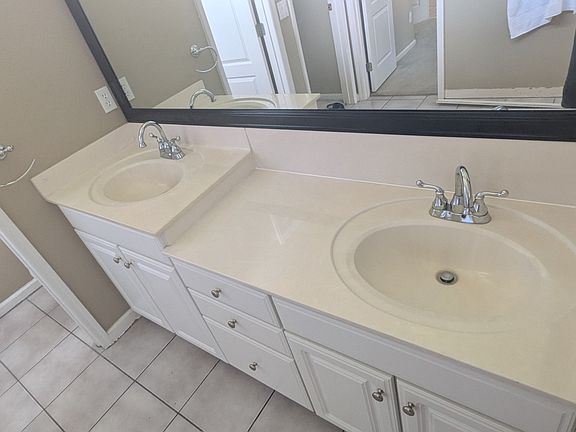 4th image of 713 Forestgreen Ct