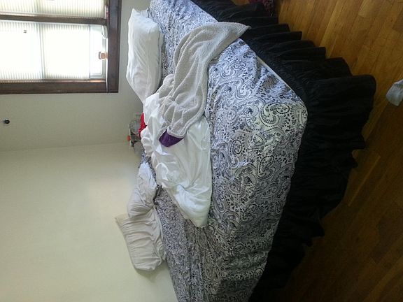 3rd image of 468 Paonia Ave
