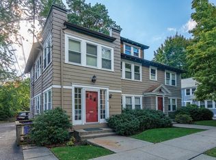 40 Beaconsfield Rd UNIT 40, Brookline, MA 02445