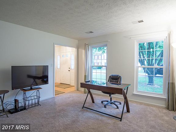 3rd image of 12201 Holm Oak Dr