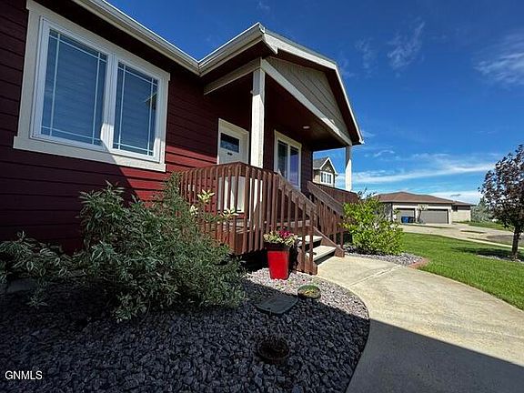 4th image of 2833 Bullinger Dr