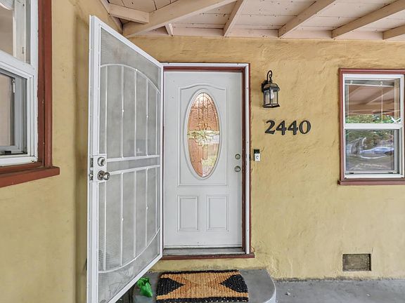 5th image of 2440 Carlsbad Ave