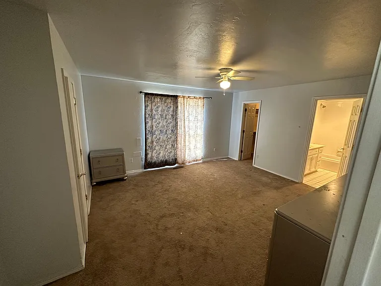2745 Tealwood Dr #2 — Photo 9