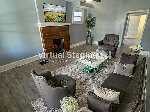 2nd image of 1341 E Long St