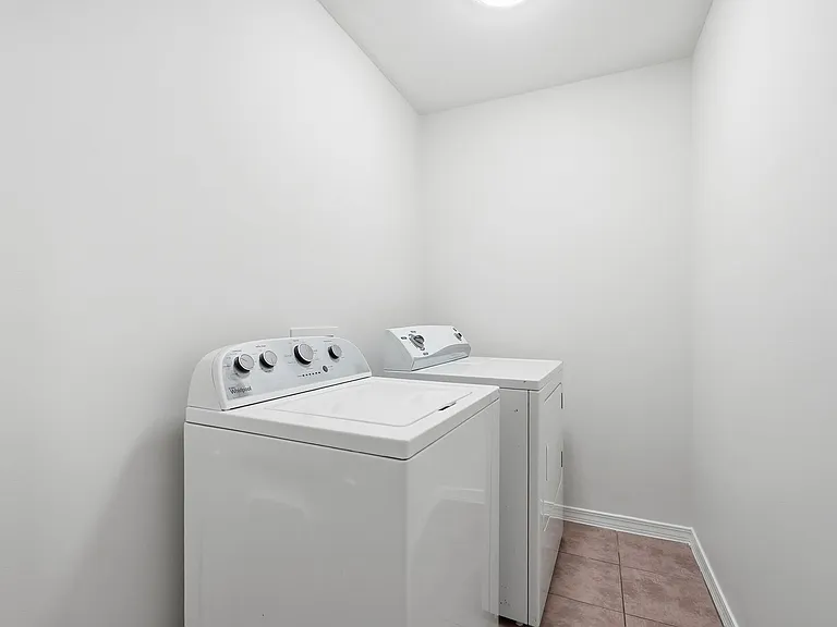 403B Yancey St — Photo 30