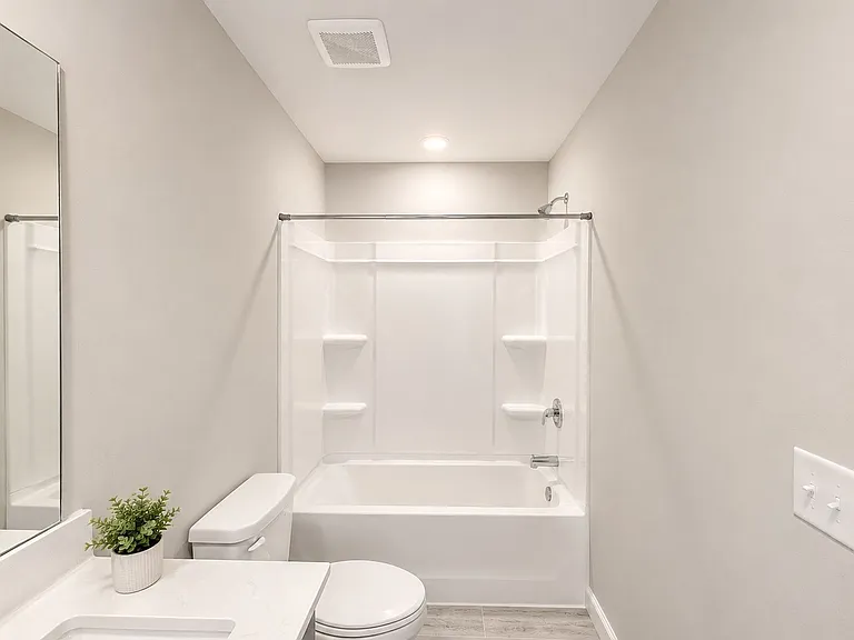 256 Agrarian Ave — Photo 13